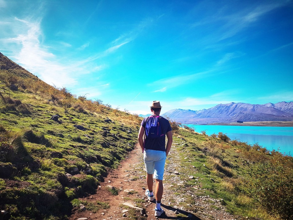 camminare in montagna-min